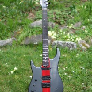 Guitare gauchère type M